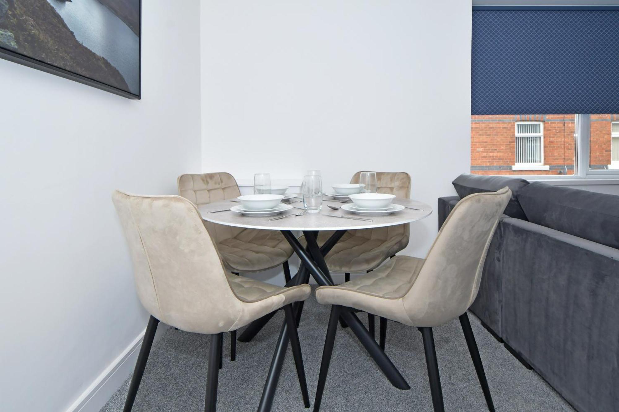 Sapphire Apartments By Yourstays - Luxury 2 Bedroom Apartments In Crewe Luaran gambar