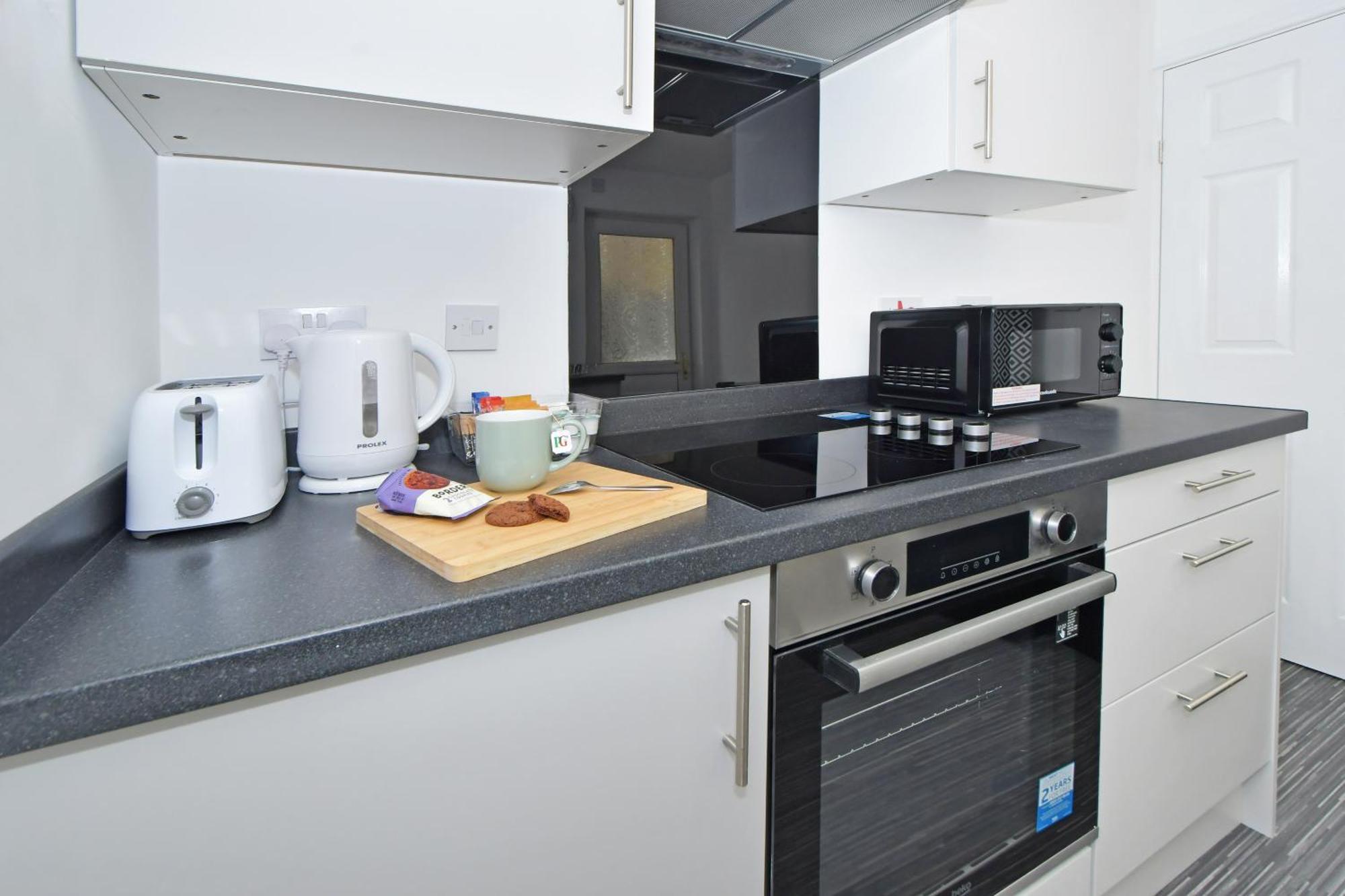 Sapphire Apartments By Yourstays - Luxury 2 Bedroom Apartments In Crewe Luaran gambar
